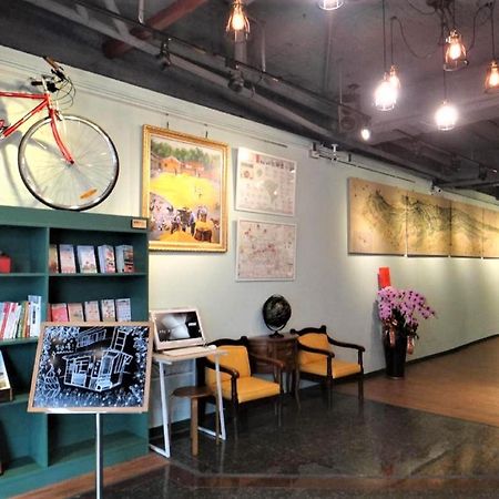 Dongning Atlas Hotel Tainan Esterno foto