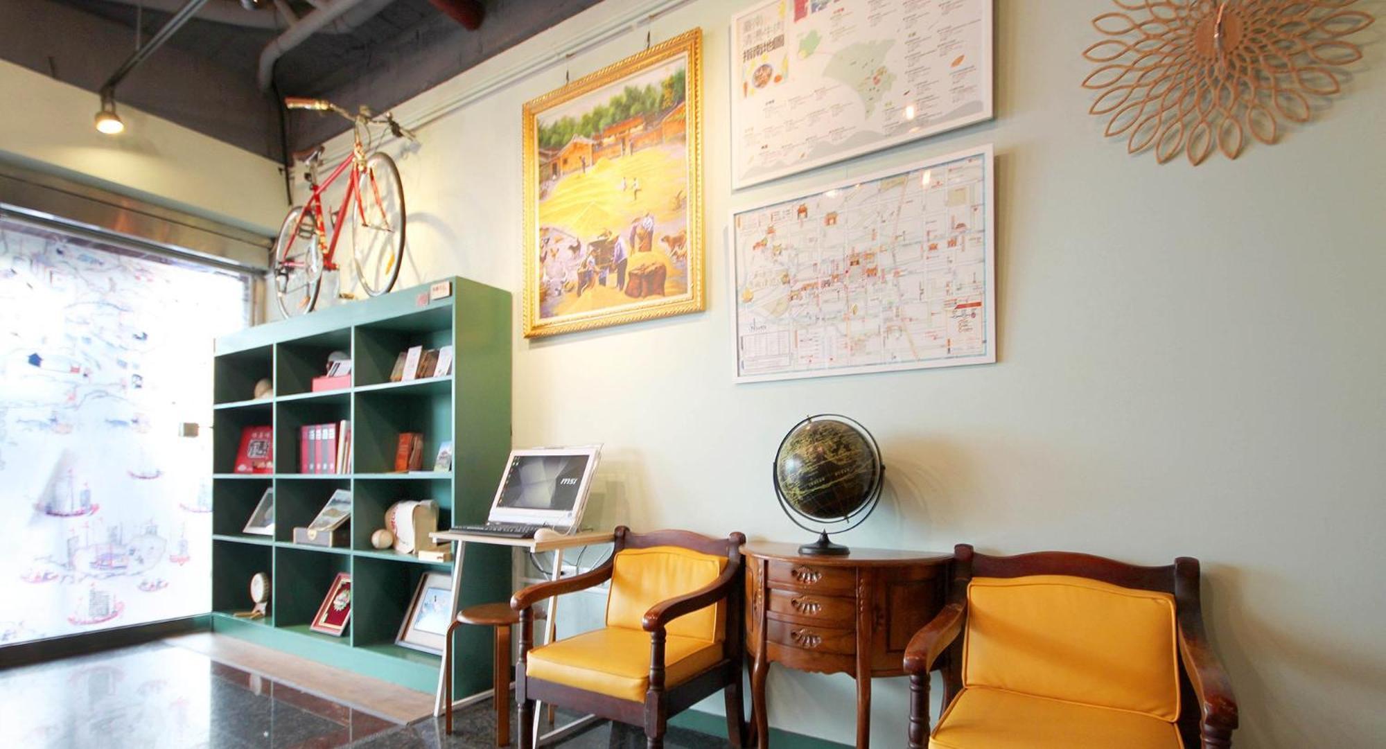 Dongning Atlas Hotel Tainan Esterno foto