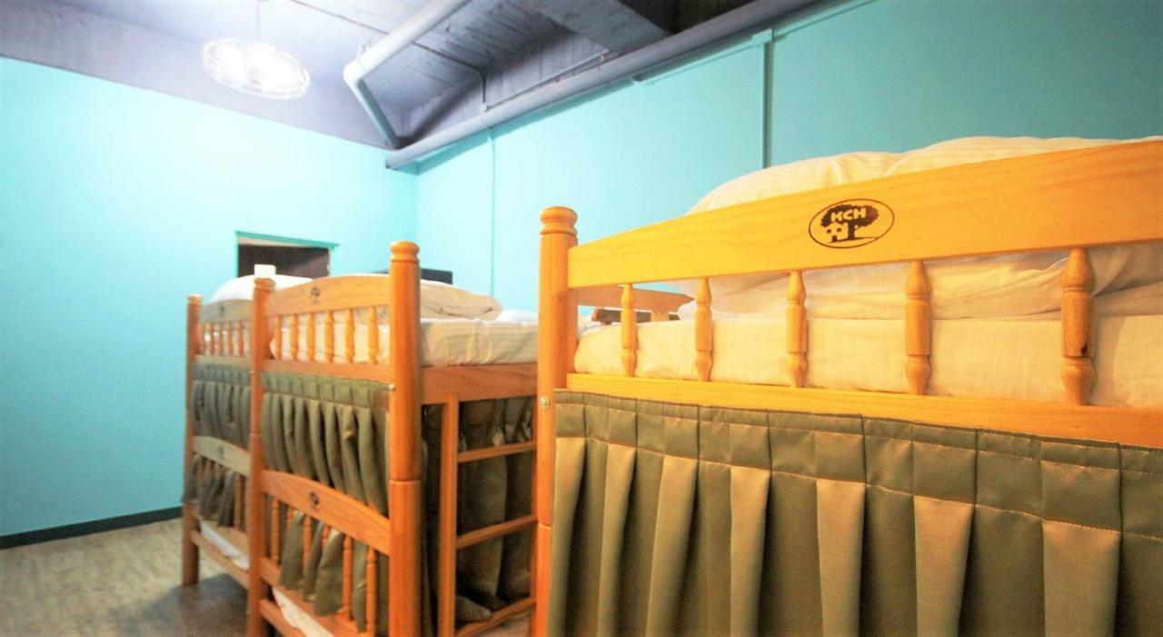 Dongning Atlas Hotel Tainan Esterno foto
