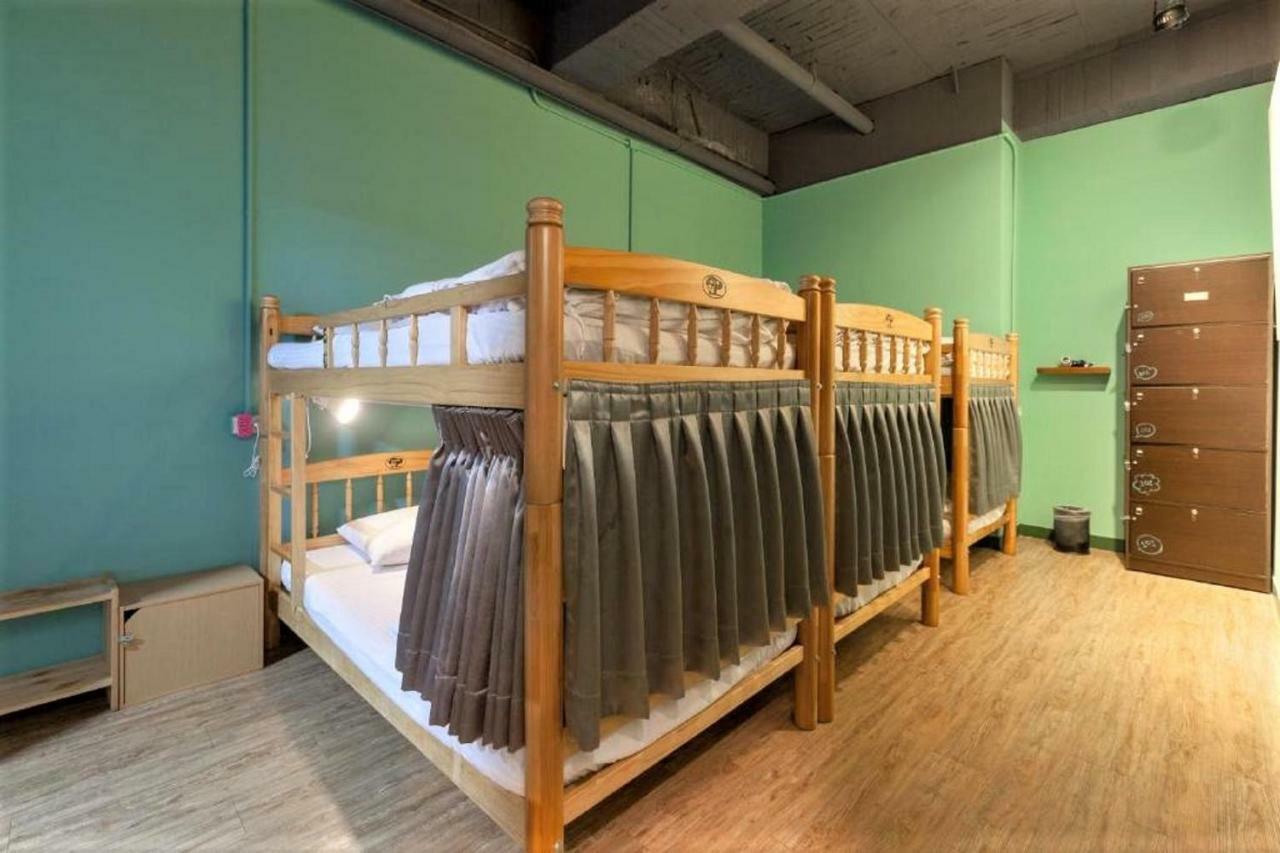 Dongning Atlas Hotel Tainan Esterno foto