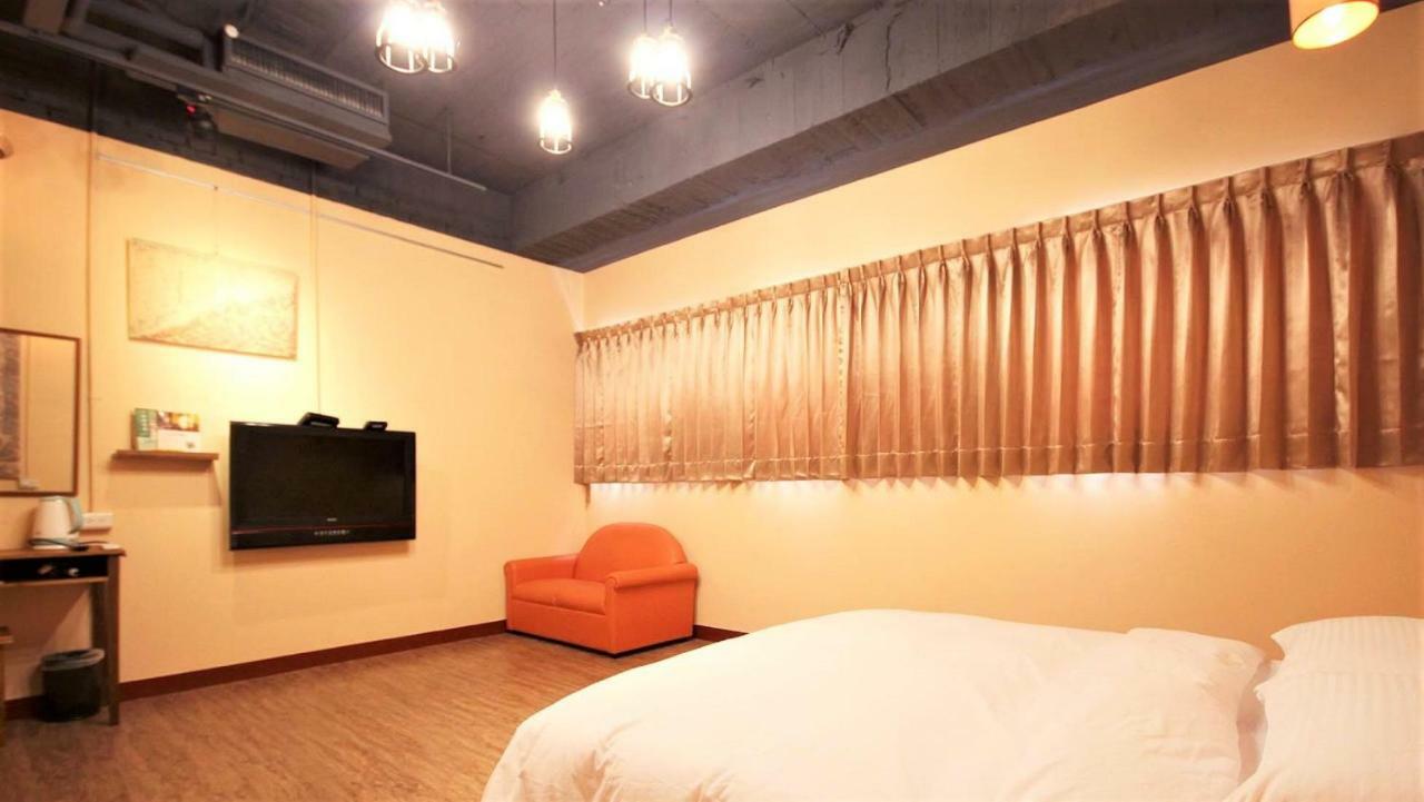 Dongning Atlas Hotel Tainan Esterno foto