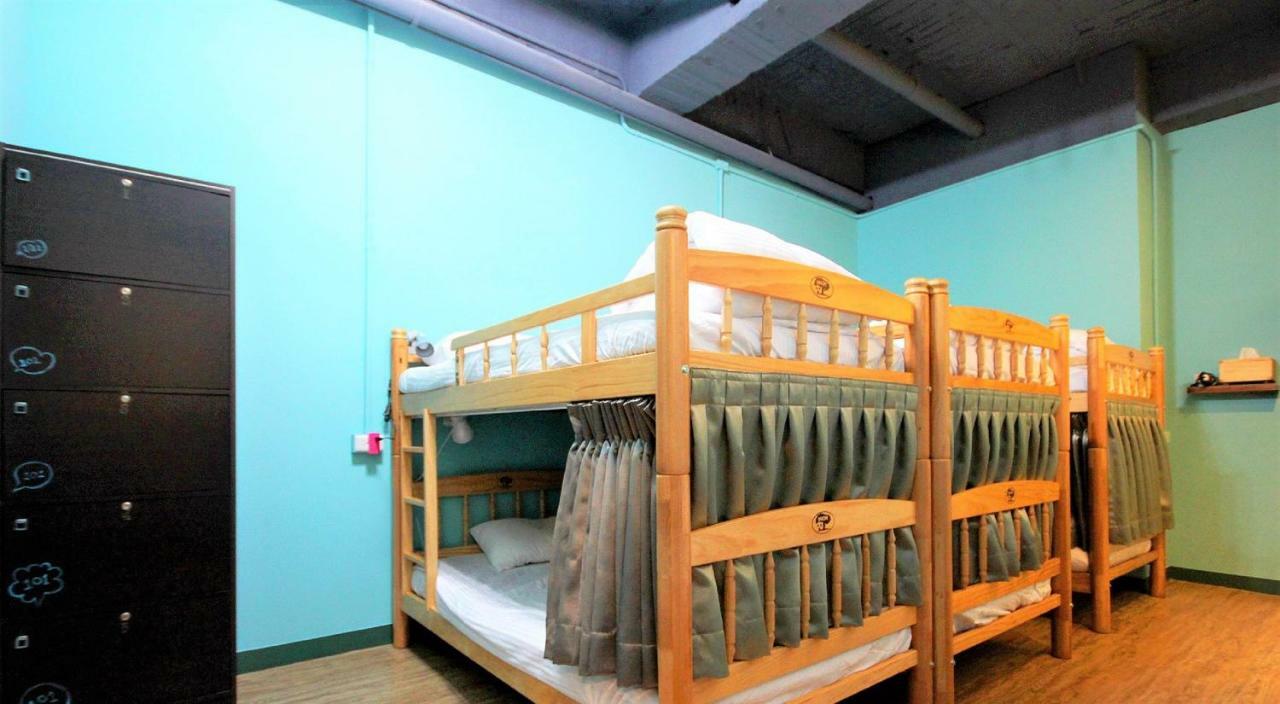 Dongning Atlas Hotel Tainan Esterno foto