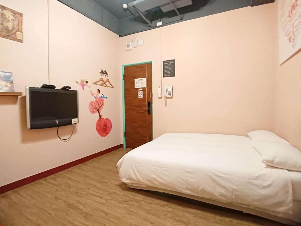 Dongning Atlas Hotel Tainan Esterno foto