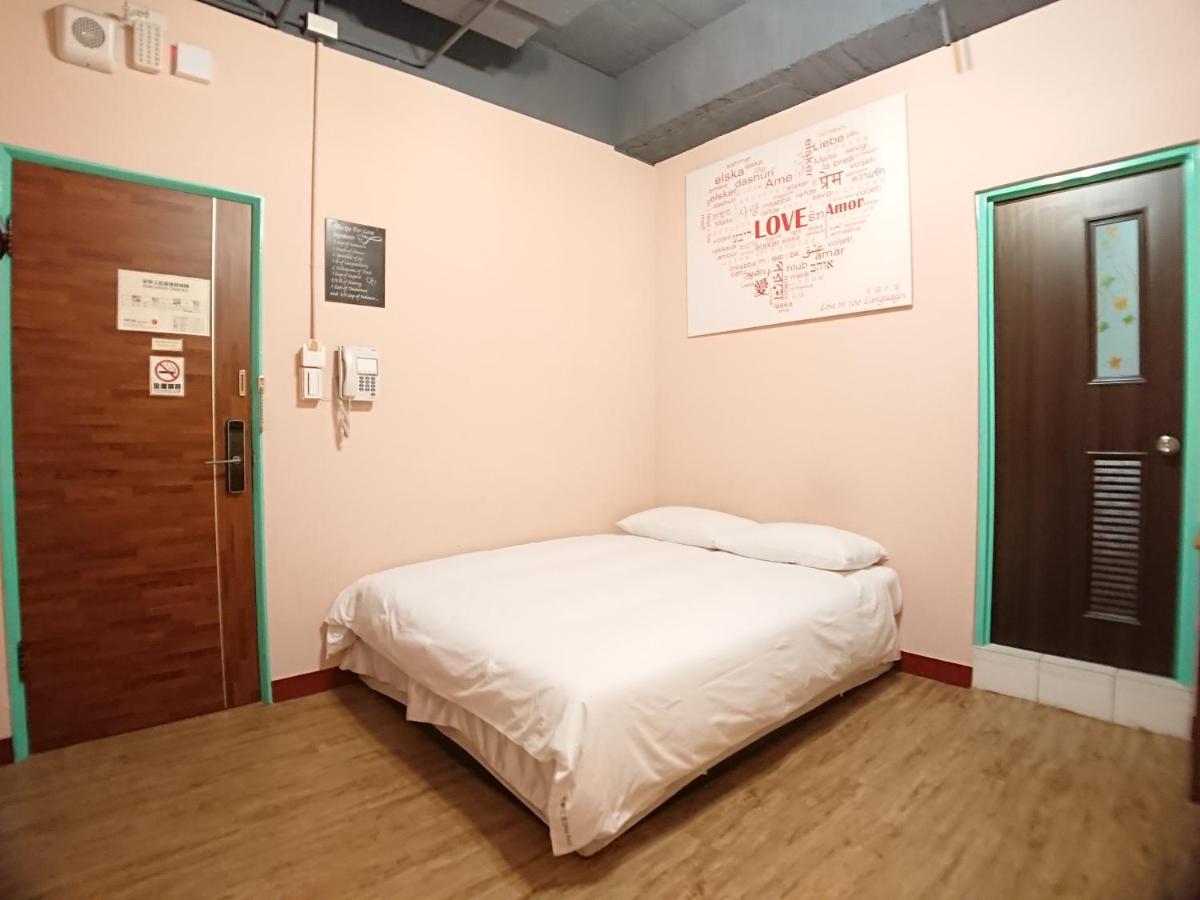 Dongning Atlas Hotel Tainan Esterno foto