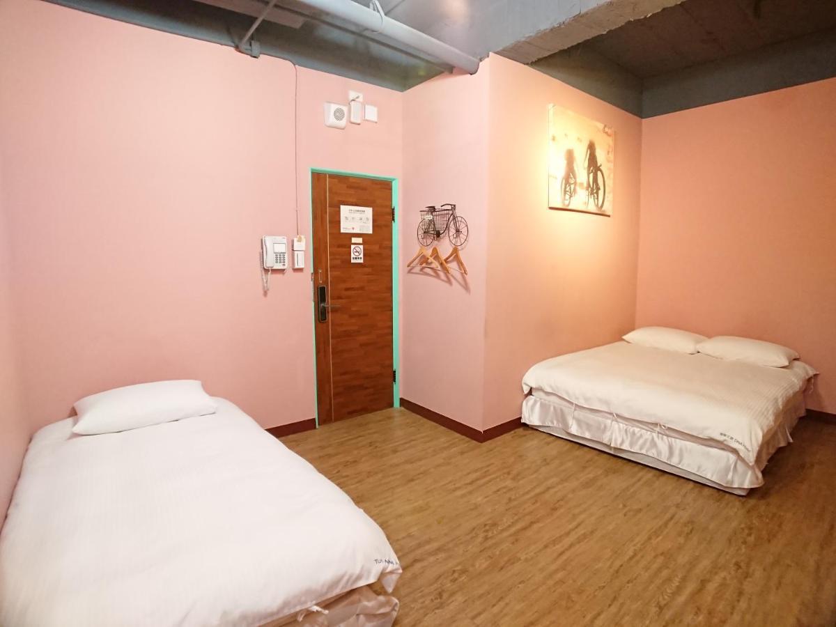 Dongning Atlas Hotel Tainan Esterno foto